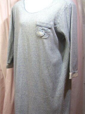 Cabernet Blue white floral nightgown  Plus 1X